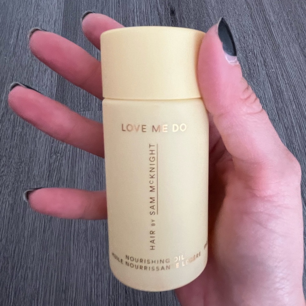 Hair by Sam McKnight LOVE ME DO NOURISHING SHINE OIL